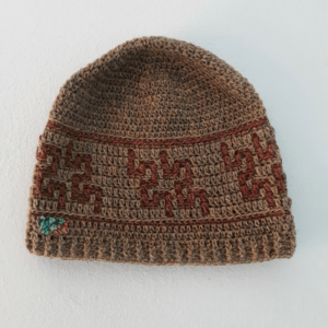 gorro-acessorios em croche-feito com alma-castanho