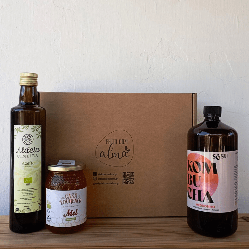 Cabaz Sertã composto por Kombucha, Mel e Azeite.